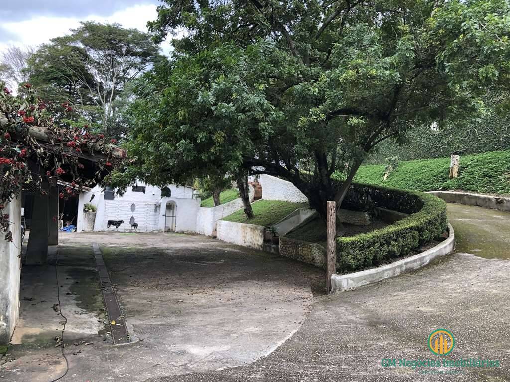 Casa à venda com 4 quartos, 800m² - Foto 16