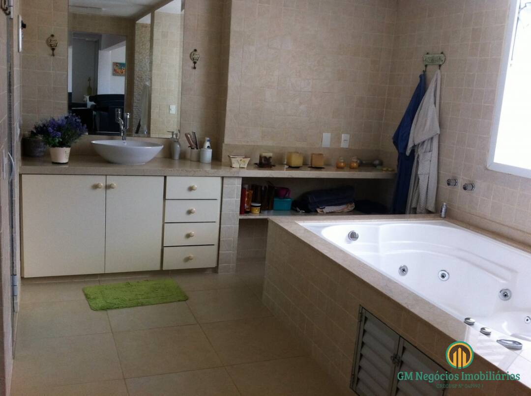 Casa de Condomínio à venda com 3 quartos, 350m² - Foto 15