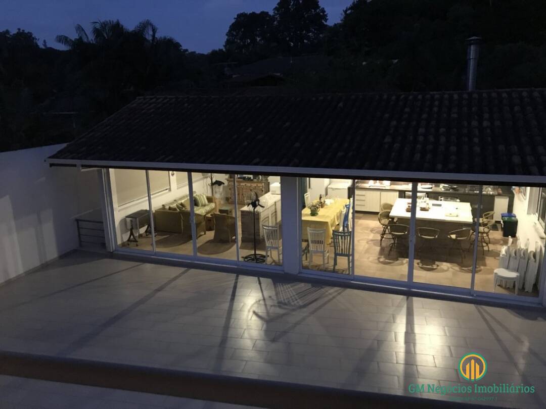 Casa de Condomínio à venda com 3 quartos, 350m² - Foto 25