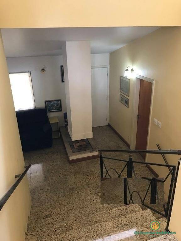 Casa de Condomínio à venda com 4 quartos, 1047m² - Foto 4