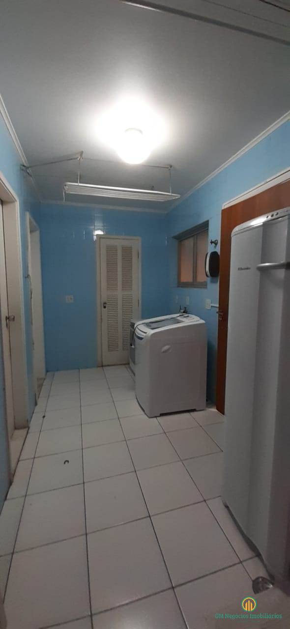 Casa de Condomínio à venda com 3 quartos, 243m² - Foto 39