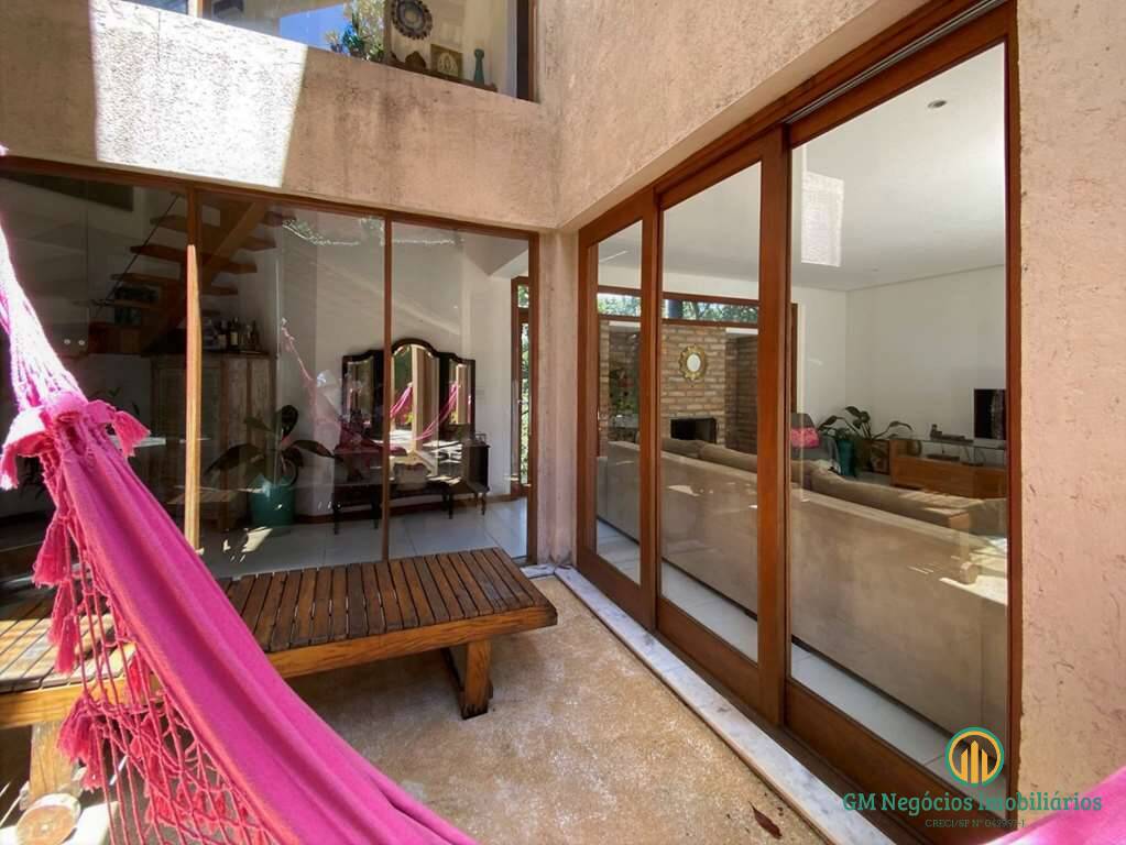 Casa de Condomínio à venda com 3 quartos, 310m² - Foto 10