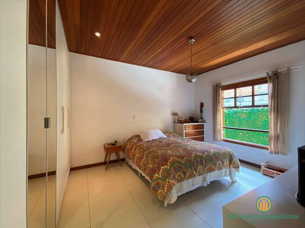 Casa de Condomínio à venda com 3 quartos, 310m² - Foto 33