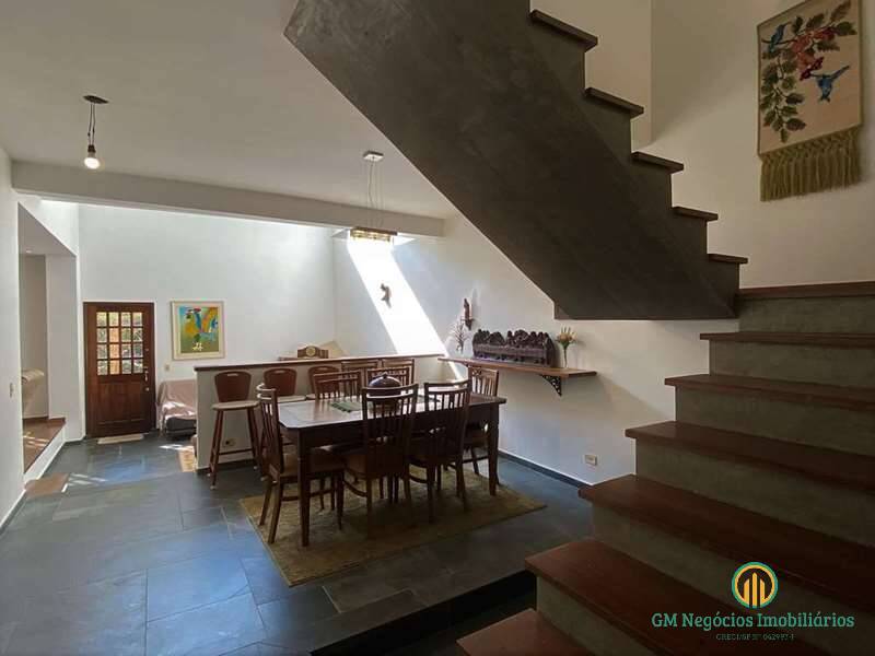 Casa de Condomínio à venda com 4 quartos, 304m² - Foto 12