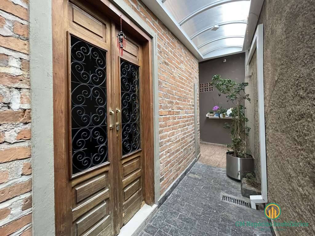 Casa à venda com 3 quartos, 180m² - Foto 8