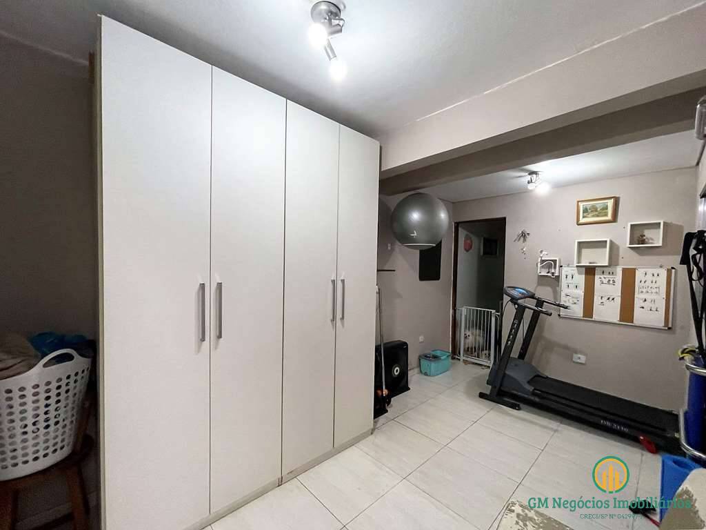 Casa à venda com 3 quartos, 180m² - Foto 29