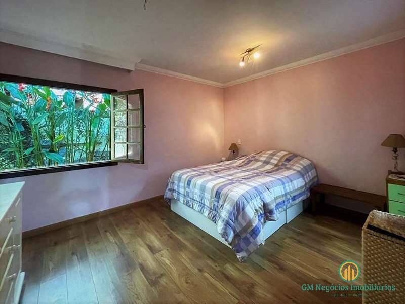 Casa de Condomínio à venda com 4 quartos, 220m² - Foto 27