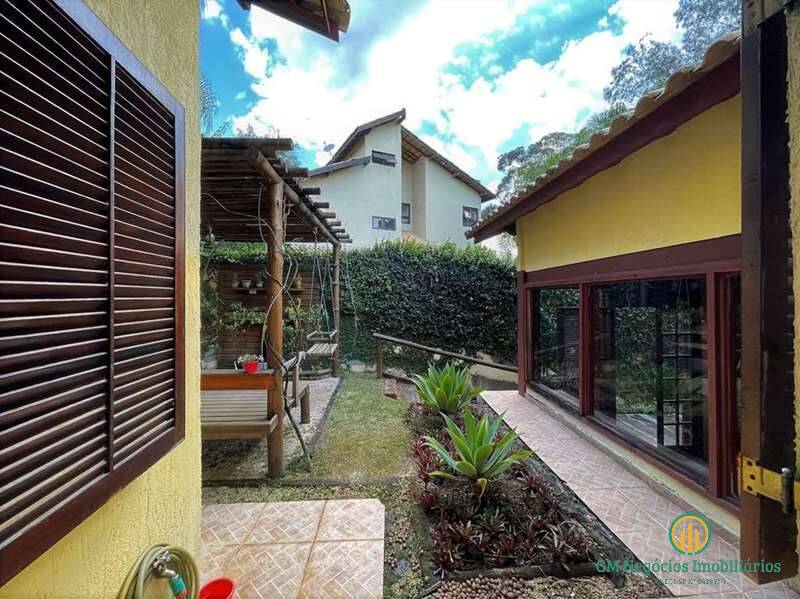 Casa de Condomínio à venda com 4 quartos, 220m² - Foto 33