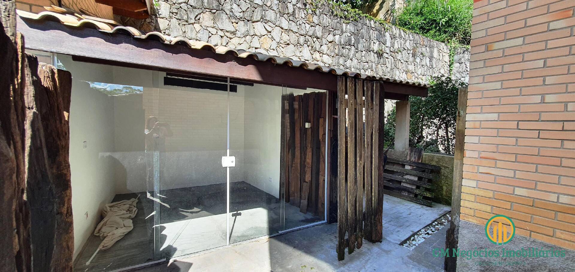 Casa de Condomínio à venda com 3 quartos, 250m² - Foto 36