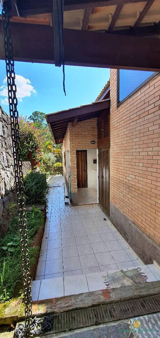 Casa de Condomínio à venda com 3 quartos, 250m² - Foto 34