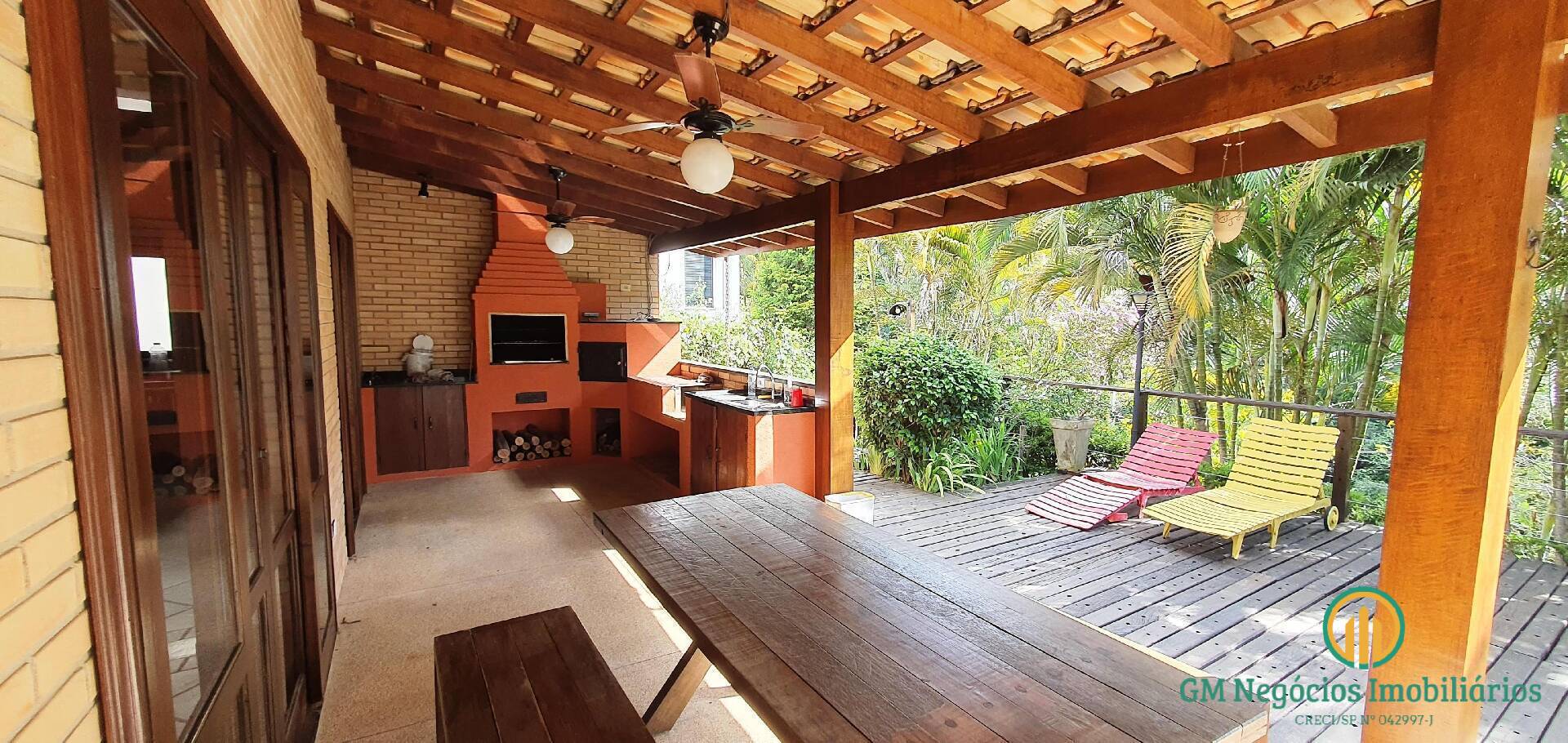 Casa de Condomínio à venda com 3 quartos, 250m² - Foto 27