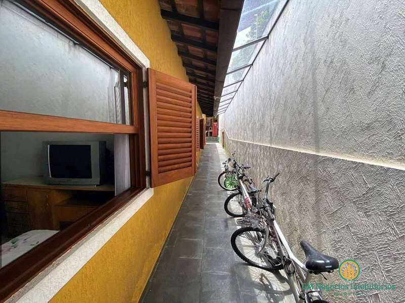 Casa de Condomínio à venda com 3 quartos, 572m² - Foto 31