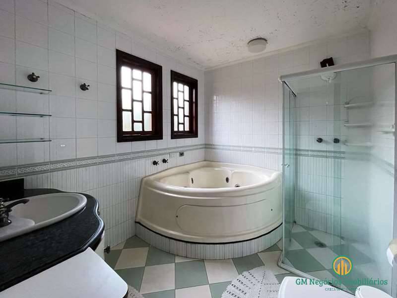 Casa de Condomínio à venda com 6 quartos, 664m² - Foto 23