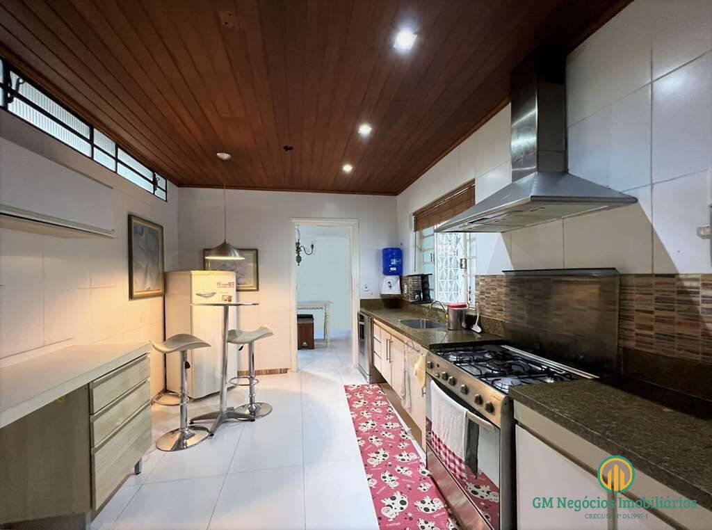 Casa de Condomínio à venda com 5 quartos, 804m² - Foto 25