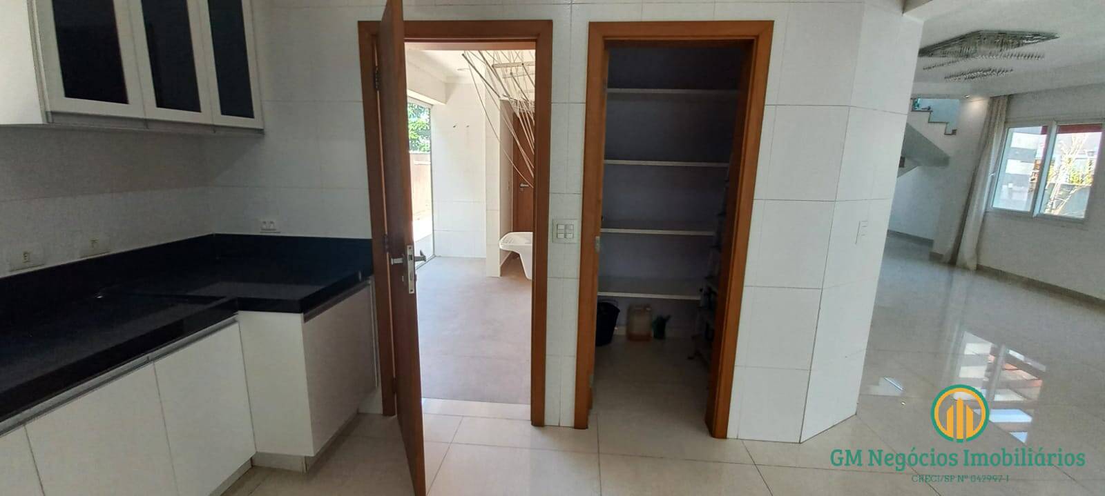 Casa de Condomínio à venda com 4 quartos, 385m² - Foto 21