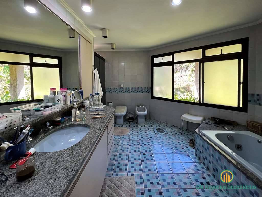 Casa de Condomínio à venda com 5 quartos, 981m² - Foto 33