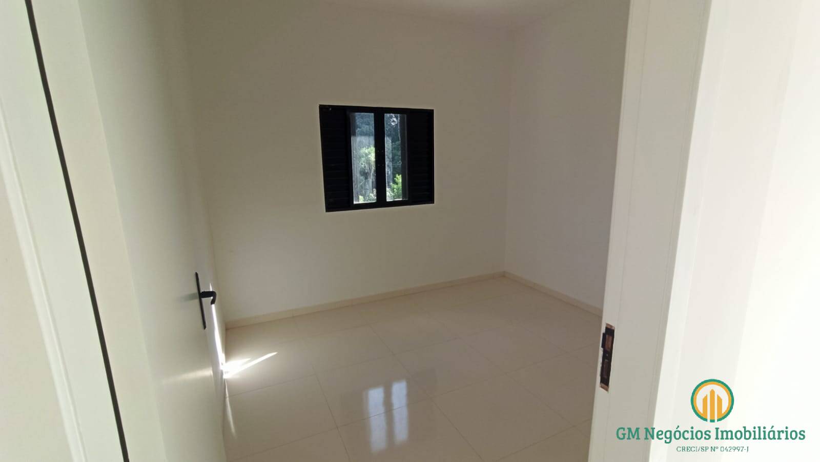 Casa à venda com 3 quartos, 90m² - Foto 7