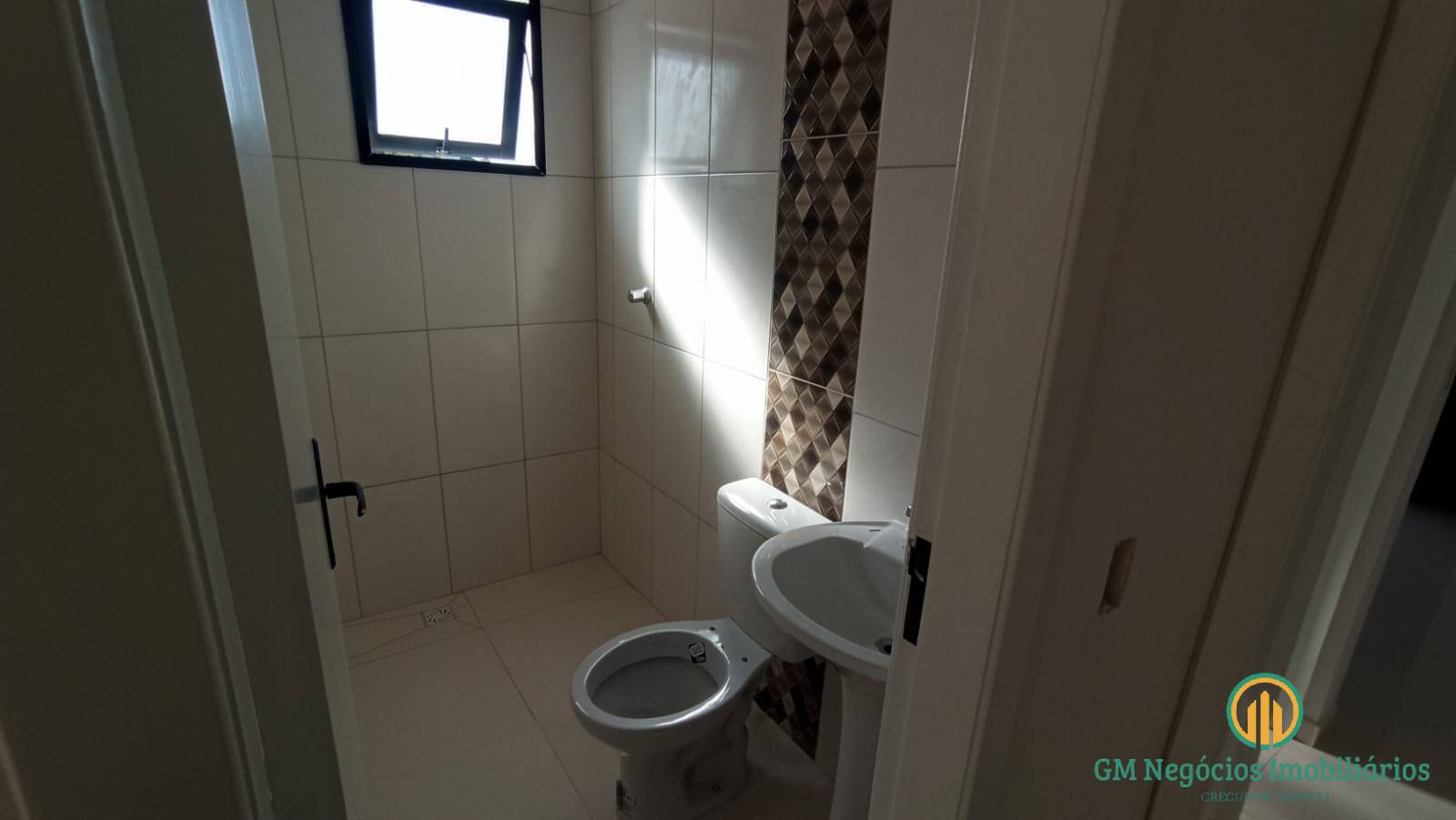 Casa à venda com 3 quartos, 90m² - Foto 19