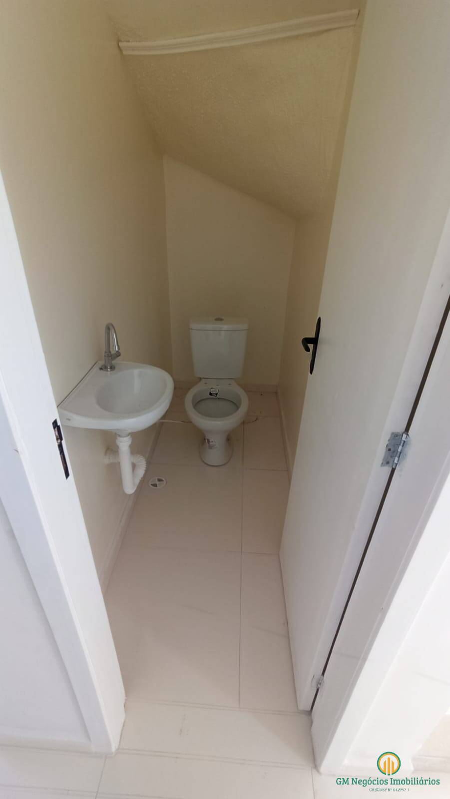 Casa à venda com 3 quartos, 90m² - Foto 20