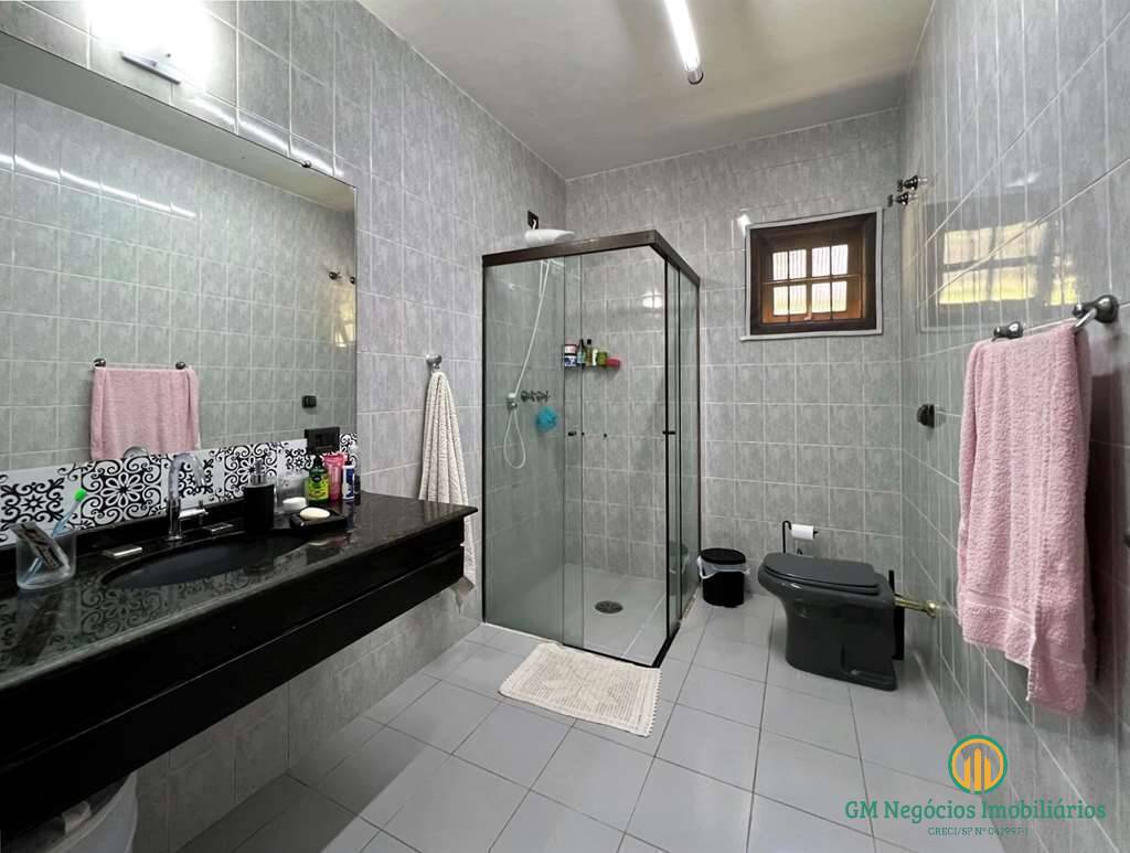 Casa à venda com 4 quartos, 350m² - Foto 21