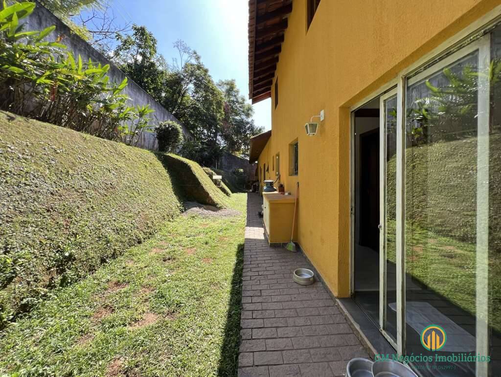 Casa à venda com 4 quartos, 350m² - Foto 37