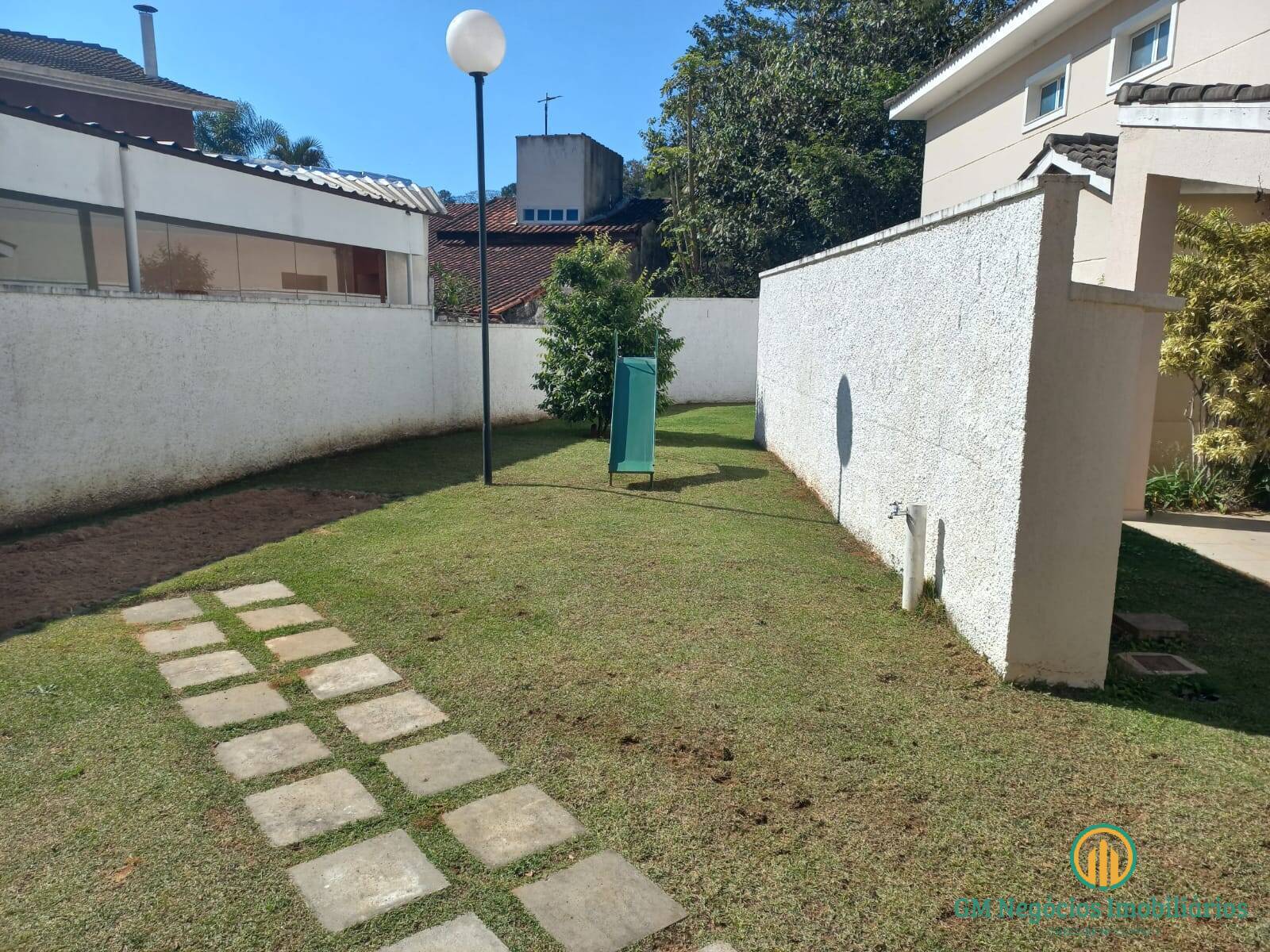 Casa de Condomínio à venda com 3 quartos, 250m² - Foto 49