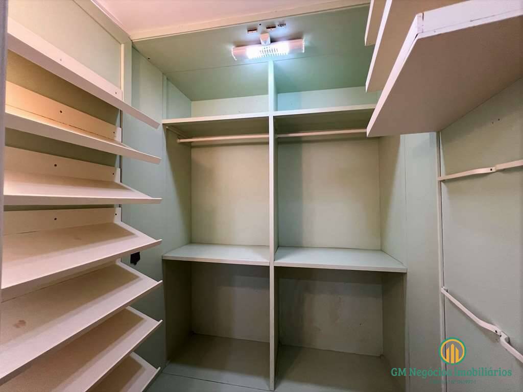 Casa de Condomínio à venda com 4 quartos, 250m² - Foto 36