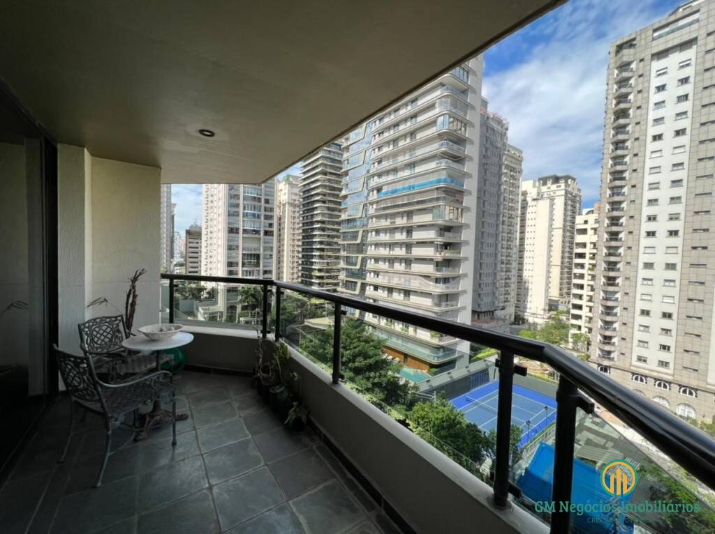 Apartamento à venda e aluguel com 3 quartos, 220m² - Foto 1