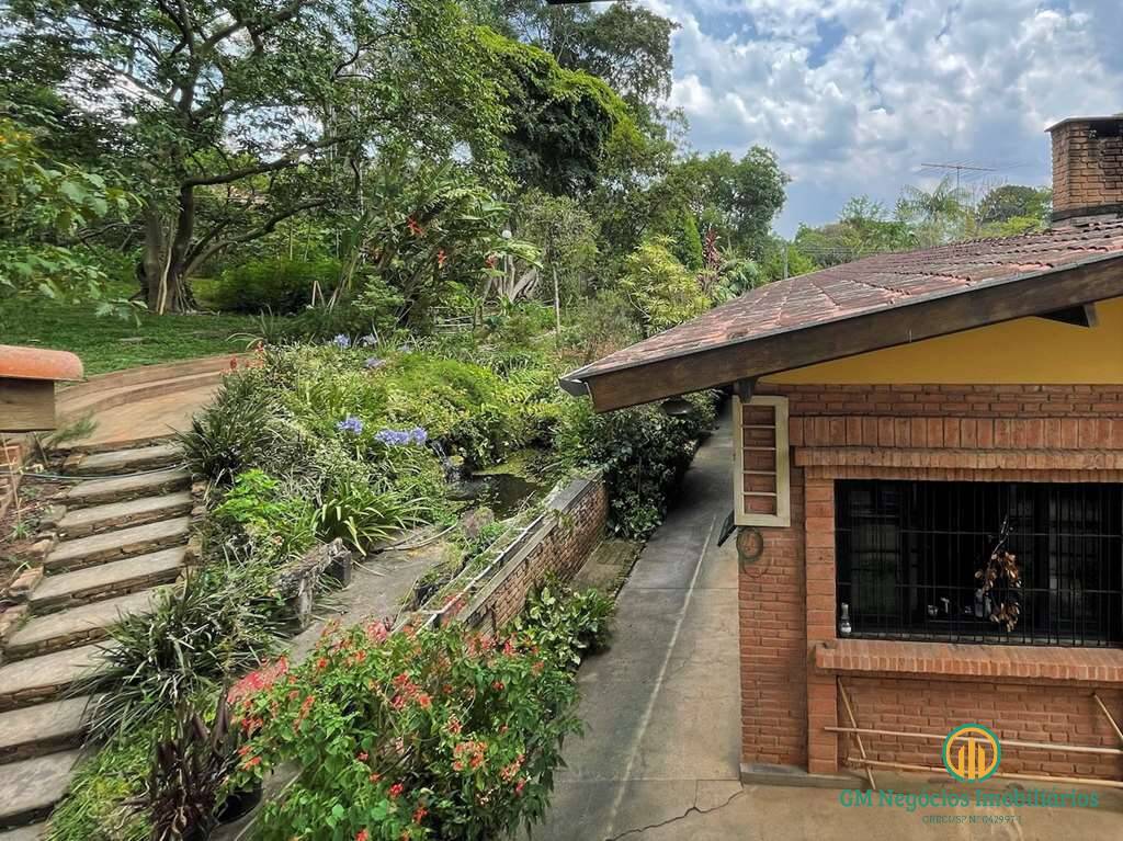 Casa à venda com 3 quartos, 364m² - Foto 2