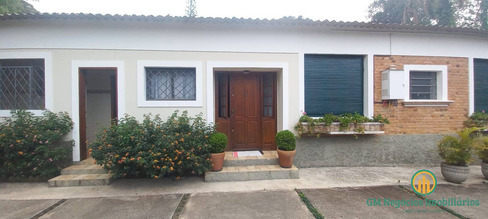 Casa à venda com 6 quartos, 650m² - Foto 11