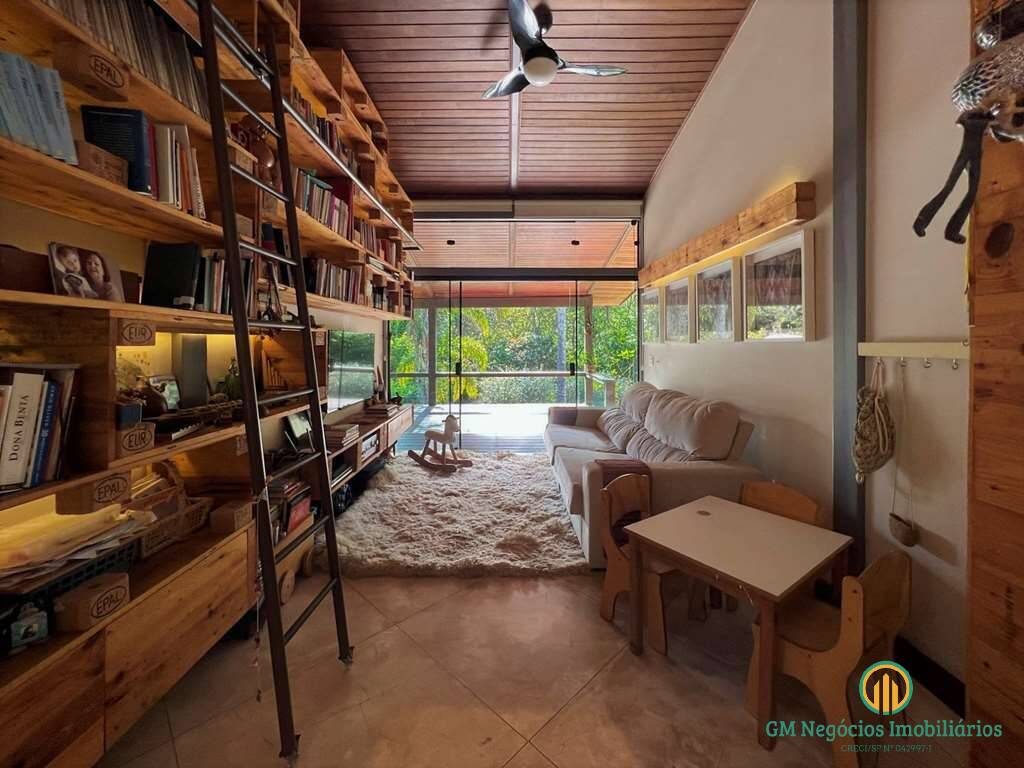 Casa de Condomínio à venda com 5 quartos, 382m² - Foto 27