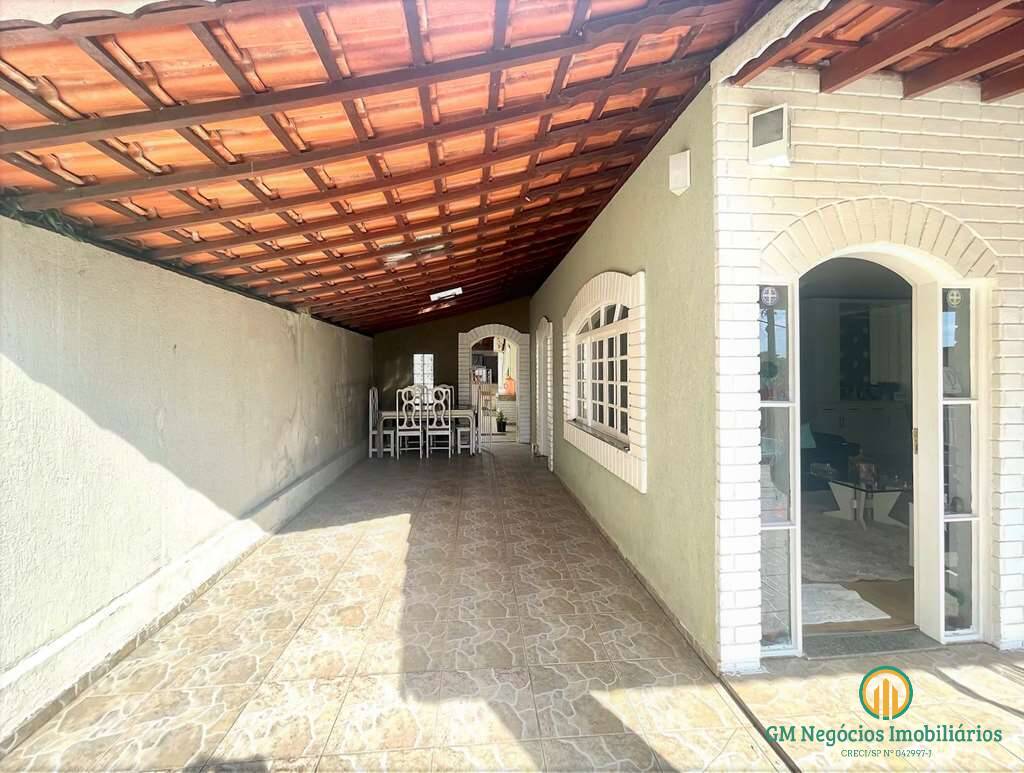 Casa à venda com 3 quartos, 131m² - Foto 8