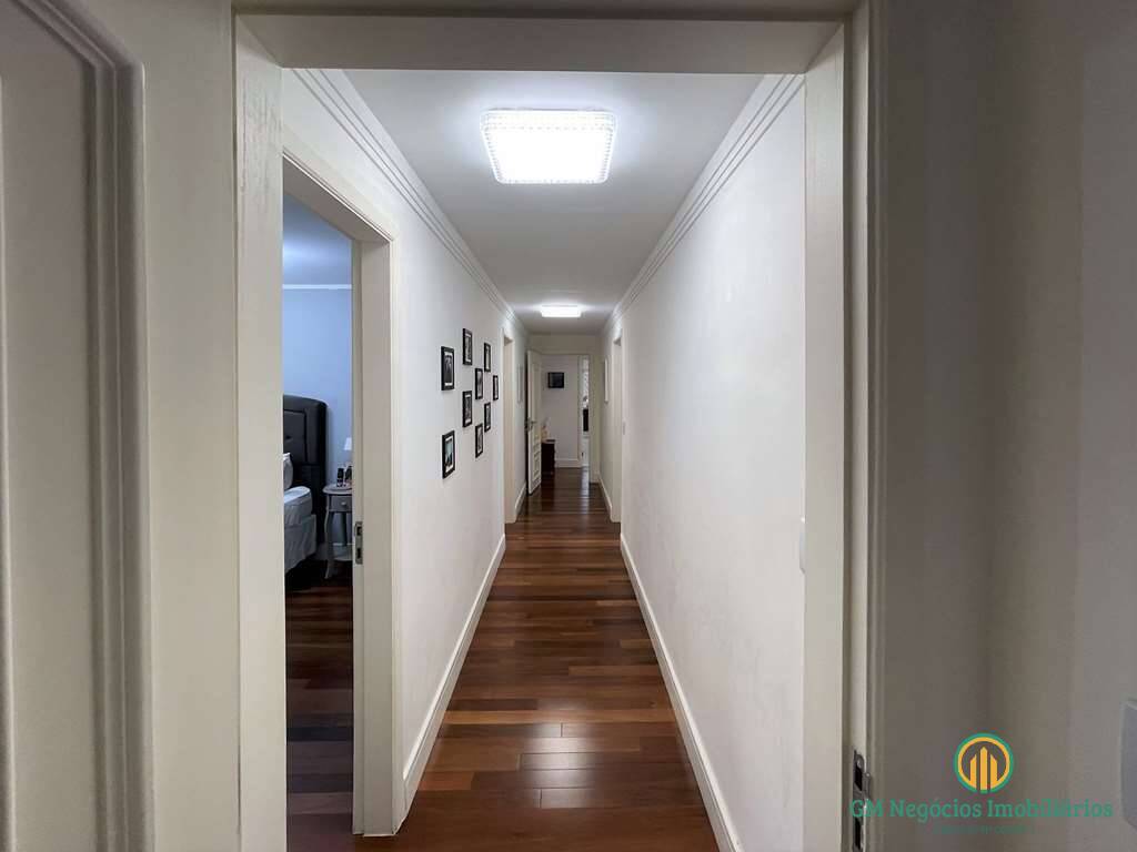 Casa à venda com 4 quartos, 850m² - Foto 8