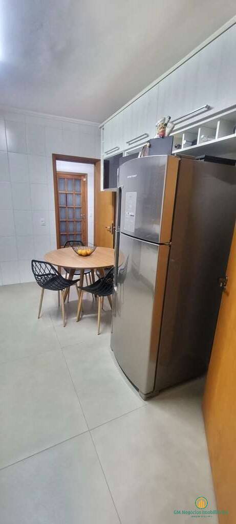 Casa de Condomínio à venda com 3 quartos, 185m² - Foto 24