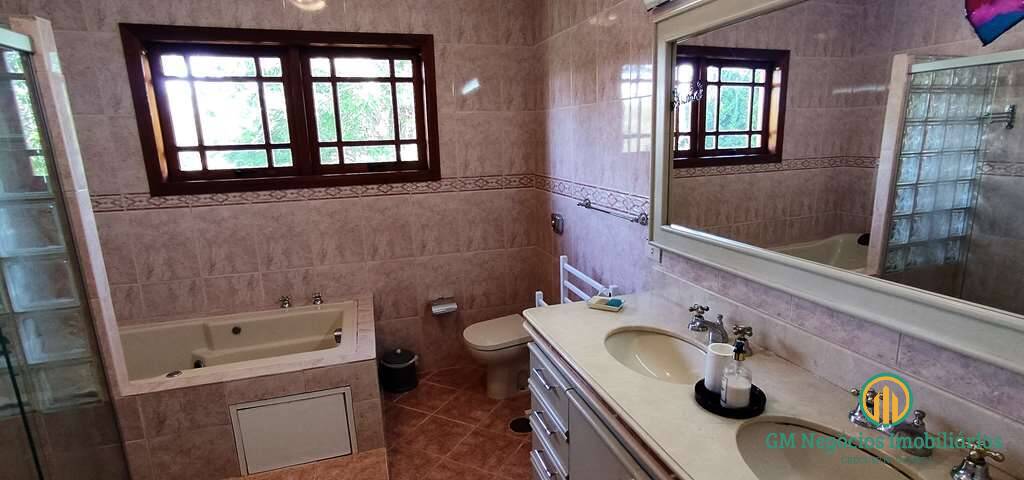 Casa de Condomínio à venda com 3 quartos, 330m² - Foto 27