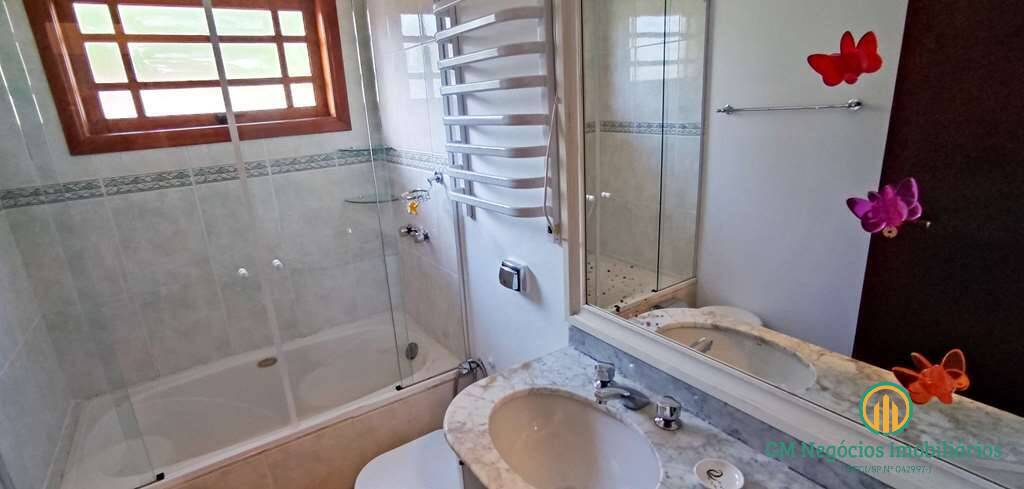 Casa de Condomínio à venda com 3 quartos, 330m² - Foto 32