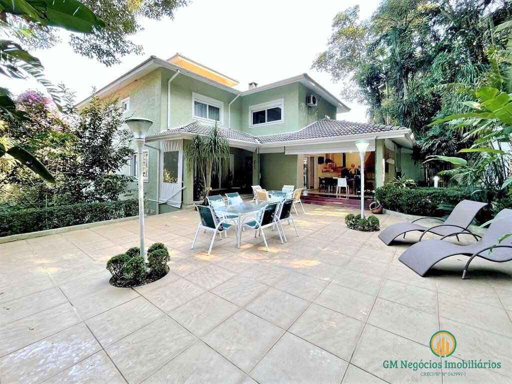 Casa de Condomínio à venda com 4 quartos, 553m² - Foto 2