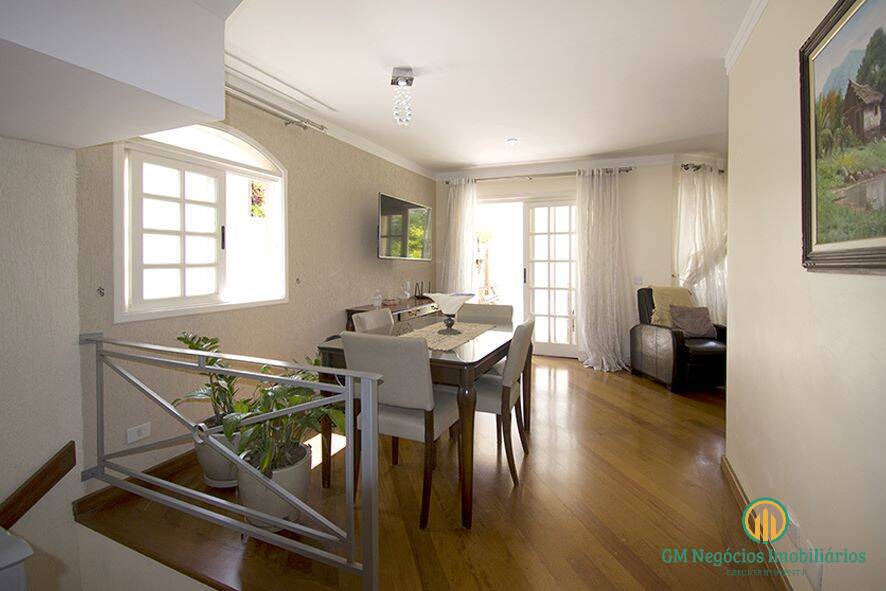 Casa de Condomínio à venda com 3 quartos, 200m² - Foto 3