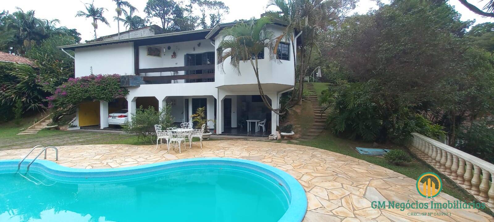 Casa de Condomínio à venda com 4 quartos, 500m² - Foto 2