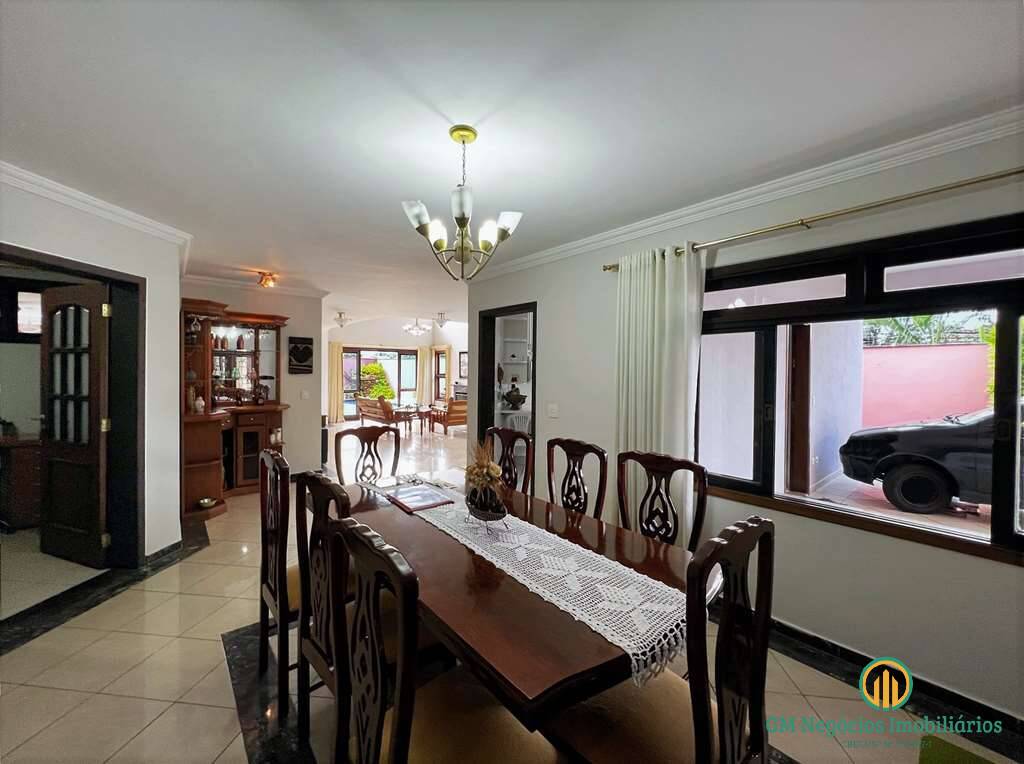 Casa de Condomínio à venda com 3 quartos, 360m² - Foto 10