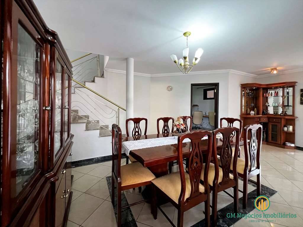 Casa de Condomínio à venda com 3 quartos, 360m² - Foto 9