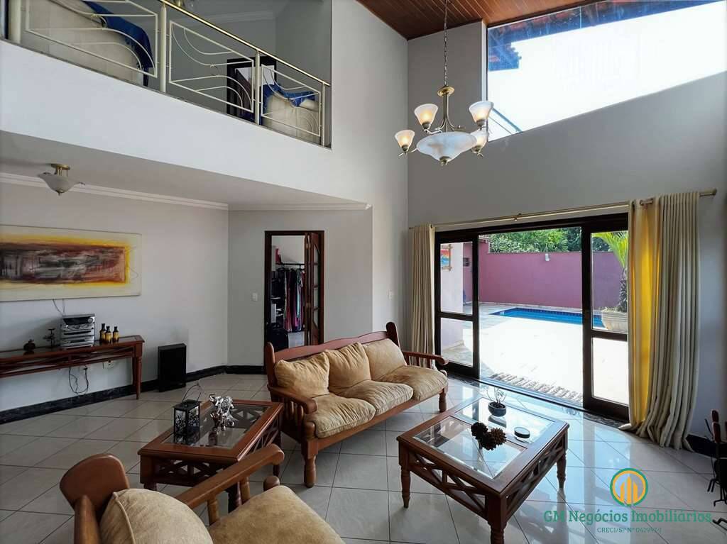 Casa de Condomínio à venda com 3 quartos, 360m² - Foto 2