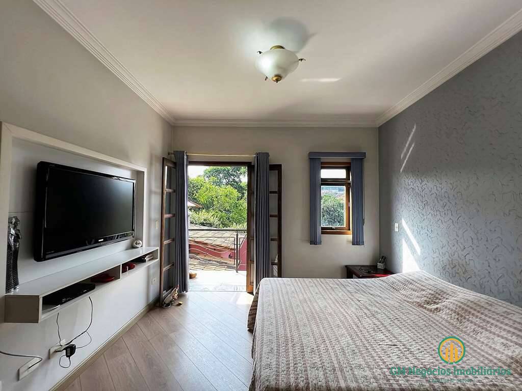 Casa de Condomínio à venda com 3 quartos, 360m² - Foto 21