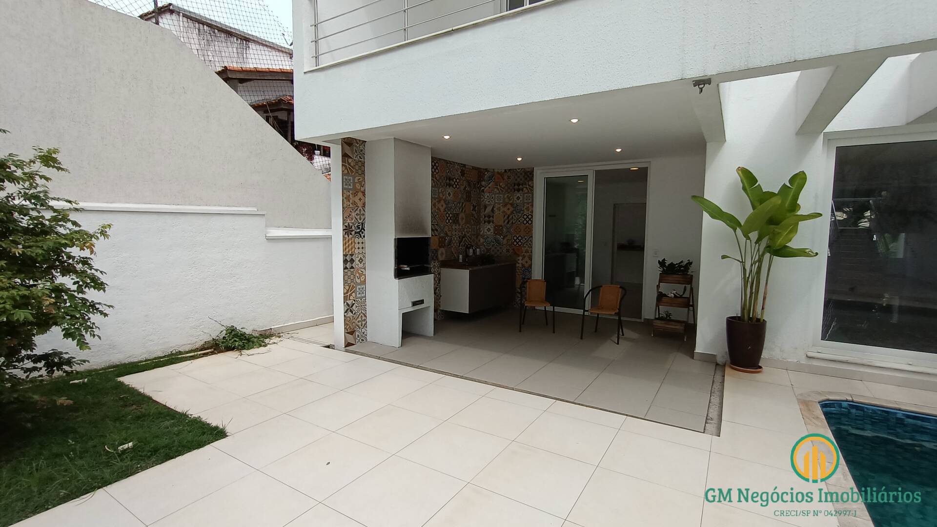 Casa à venda com 3 quartos, 380m² - Foto 8