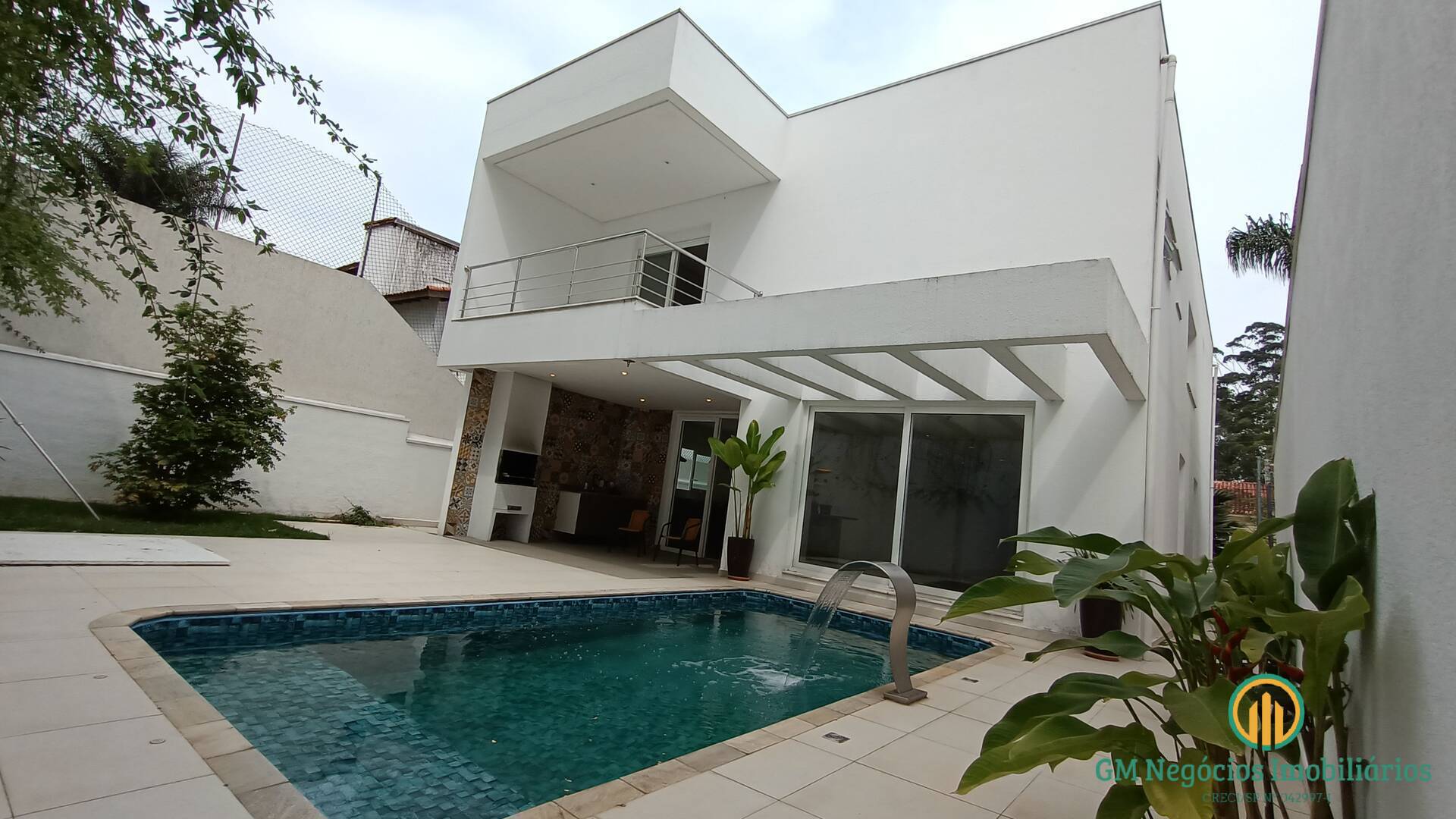 Casa à venda com 3 quartos, 380m² - Foto 9