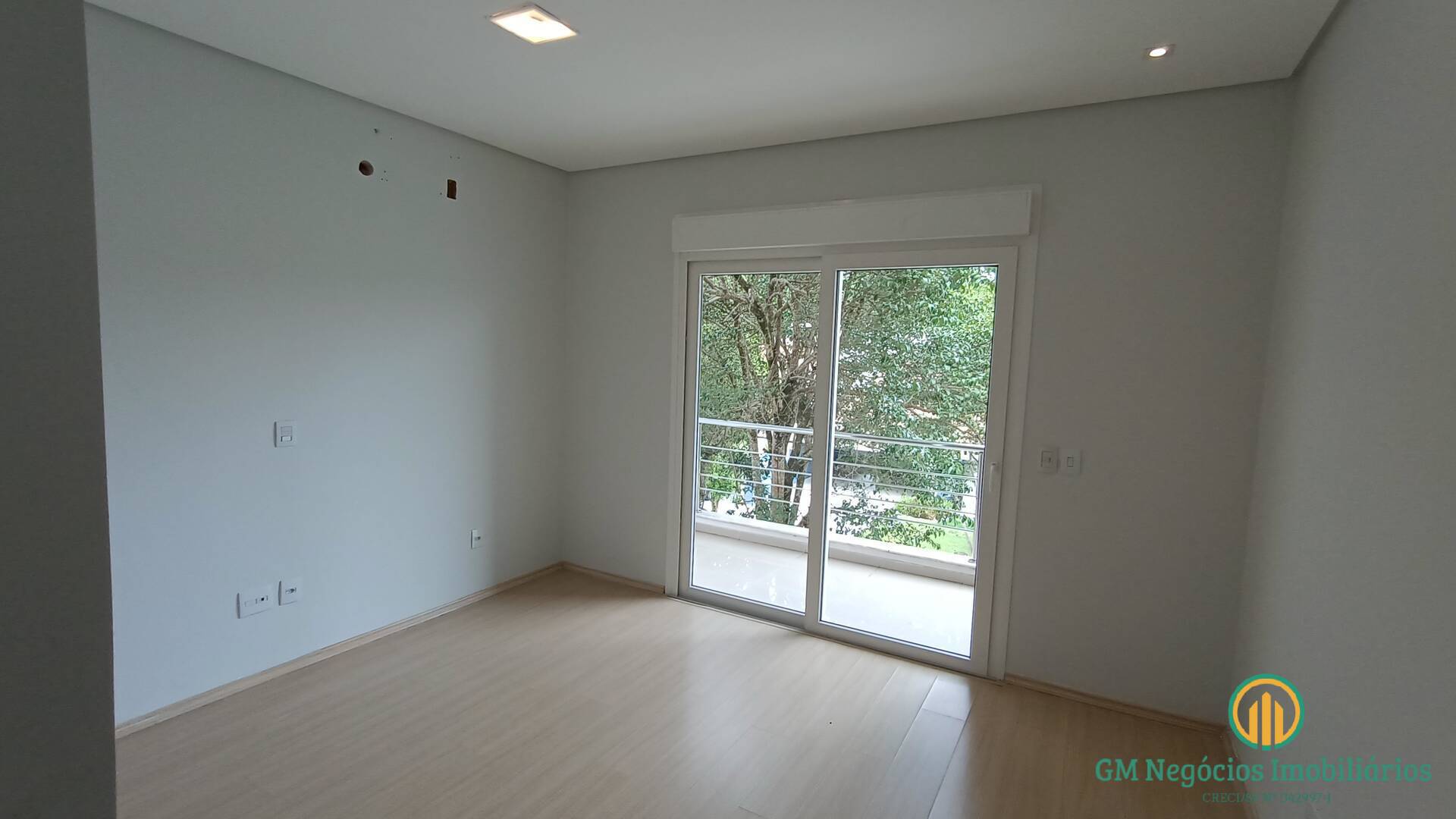 Casa à venda com 3 quartos, 380m² - Foto 22