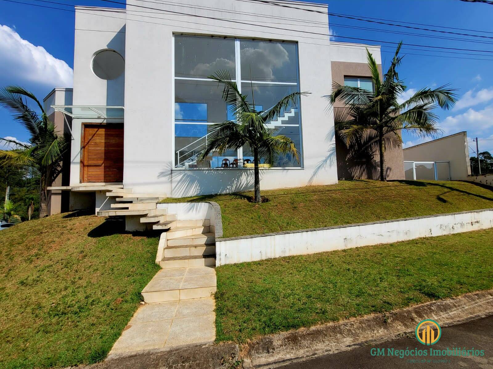 Casa de Condomínio à venda com 3 quartos, 324m² - Foto 1