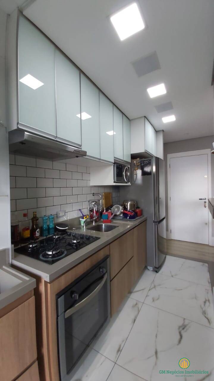 Apartamento à venda com 2 quartos, 58m² - Foto 3