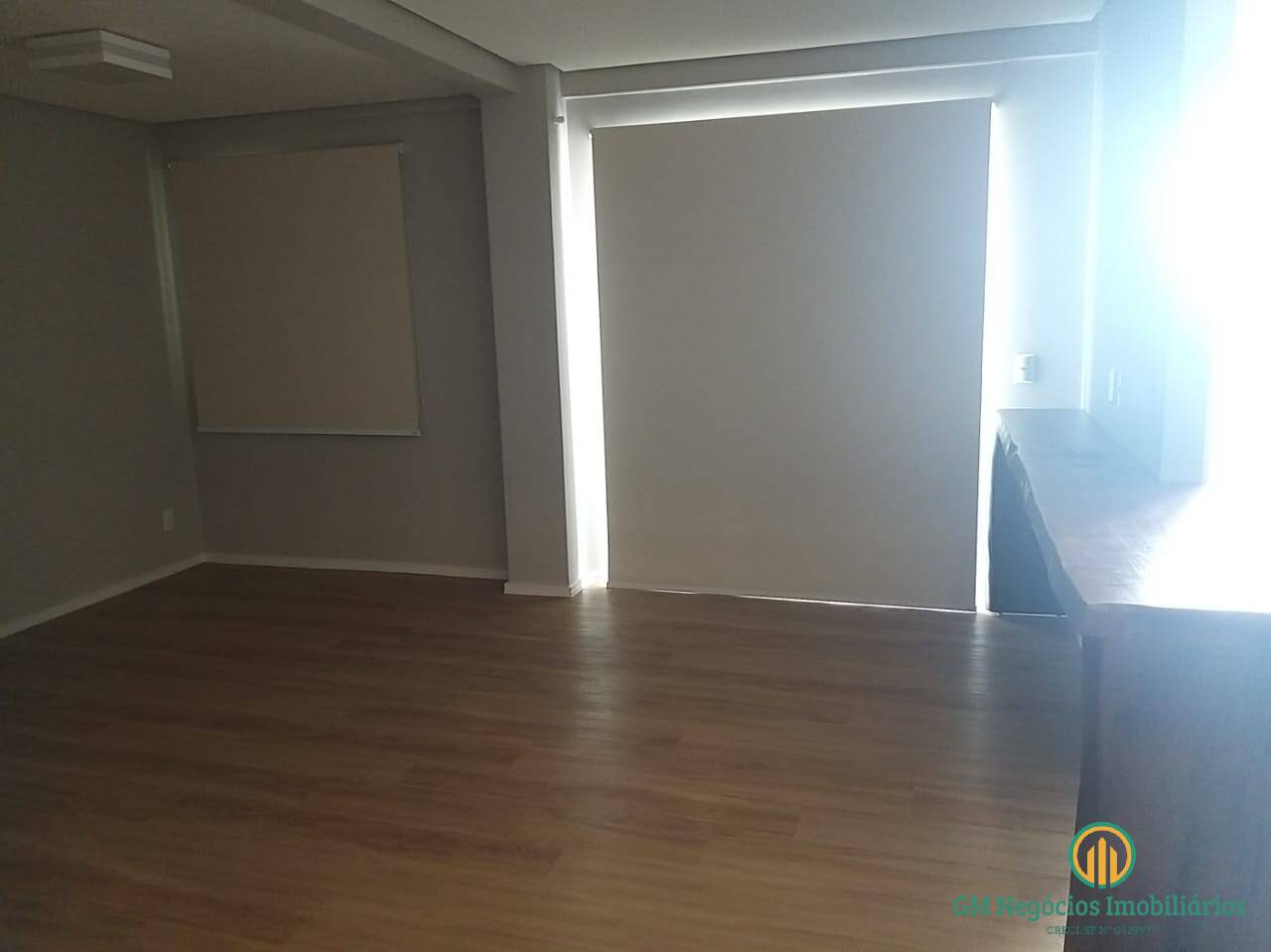 Apartamento à venda com 2 quartos, 74m² - Foto 3