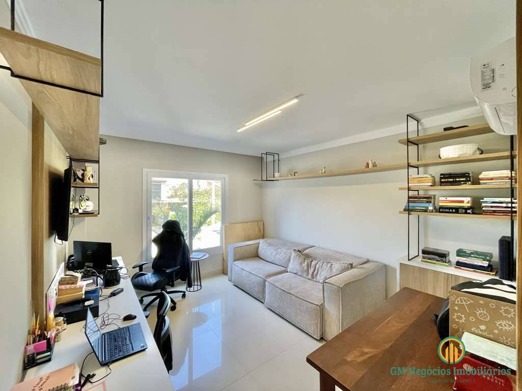 Casa de Condomínio à venda com 5 quartos, 358m² - Foto 25